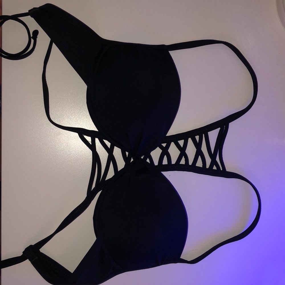 Black URBANOLOGY bathing suit top